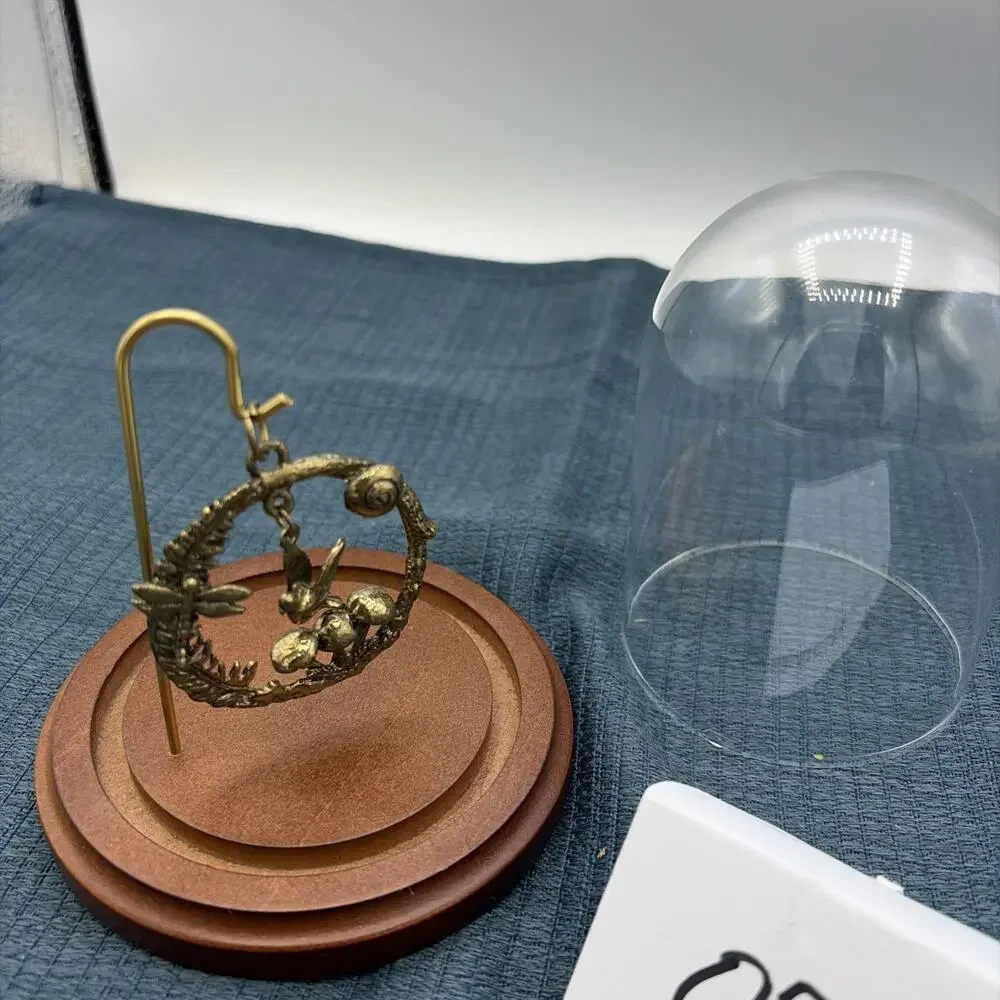 Small Display Case With Hanging Bird/Dragonfly Pendant 4.5”